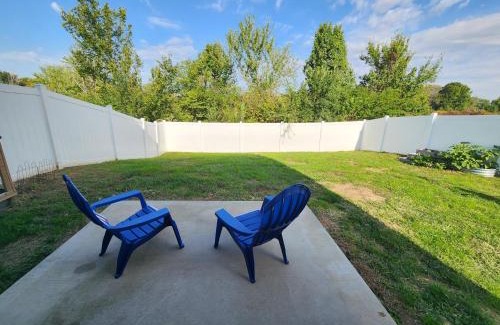 O'Fallon Apartment | Spacious 2 bedroom/2.5 bathroom Townhome