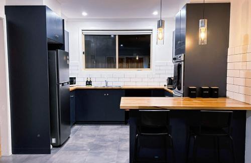 Werribee House | Spacious 3-Bed Home in Werribee!