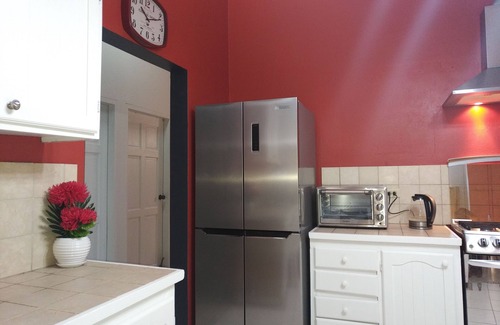 St. Anns Apartment | Spacious 3 bedroom apartment in St Anns , ideal for Carnival or family getaway