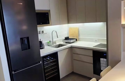Providencia Apartment | Spacious 3-bedroom apartment with WiFi, fitness room in charming Providencia