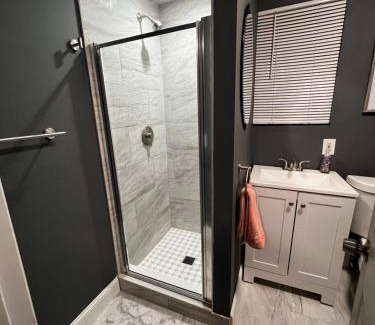 Ewing House | Spacious 3 BR Ewing Home -Quiet