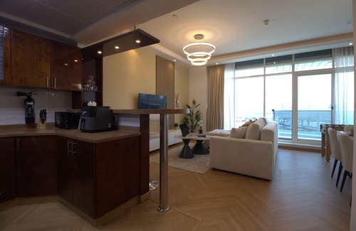 Jebel Ali Apartment | Spacious 3 BR Newly Furnished - Dubai Marina
