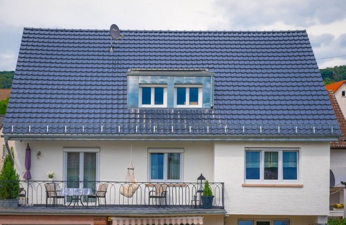 Remshalden Apartment | Spacious 3 star apartment with 100sqm of living space and 24 sqm south-facing balcony