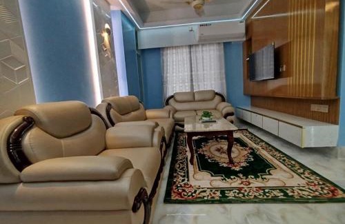 Dhaka Apartment | Spacious 3BR Family Stay with AC