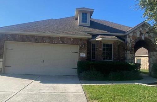 Spring House | Spacious 4 Bed & 2 Bath Home in the Woodlands, TX
