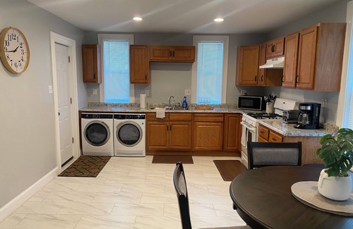 Mattapan Apartment | Spacious 4-bedroom apartment with AC, WiFi in phenomenal Boston