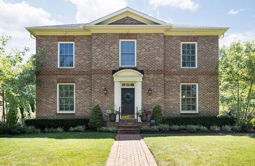New Albany House | Spacious 4-bedroom house in charming New Albany.