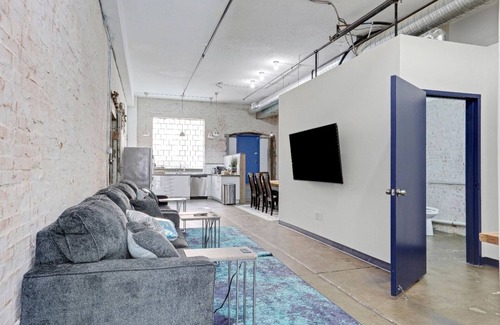 Crossroads Arts District Condo | Spacious 4-bedroom condo-Crossroads, KCMO