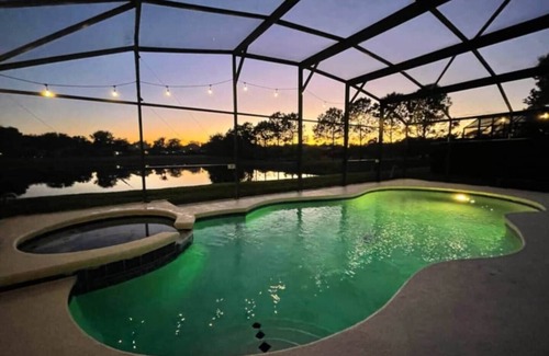 Silver Creek House | Spacious 5-Bedroom Holiday Home with Pool, Spa, Cinema Room & More – Your Dream Vacation Awaits!