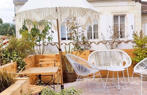 Fronsac House | Spacious 5-bedroom house with AC and WiFi in enchanting Fronsac