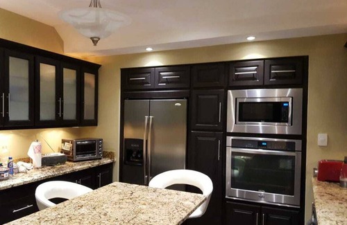 Glencoe Villa | Spacious 5 bedroom Villa with Pool