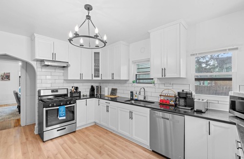 Lansing House | Spacious 6-bedroom house in charming Lansing with WiFi, AC