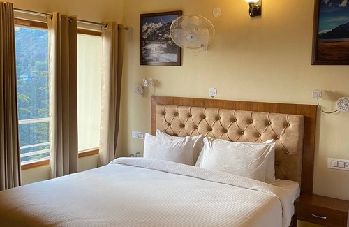 Chharabra Cabin | Spacious 6-bedroom lodge in fantastic Shimla Forest Sanctuary