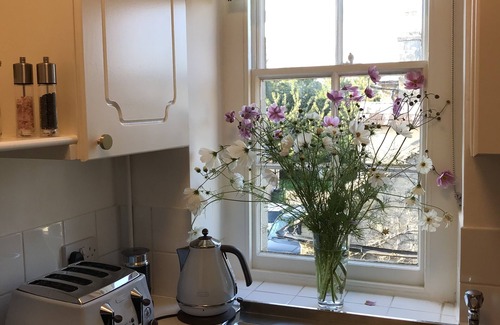 Middleton Stoney Apartment | Spacious and elegant apartment in country house only 5min to Bicester Village