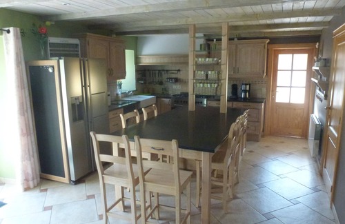 Espalem House | Spacious and luxurious cottage for 12 people in Espalem in Auvergne
