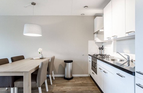Merenwijk Apartment | Spacious and luxurious first flloor apartment with balcony- Kaag (13)