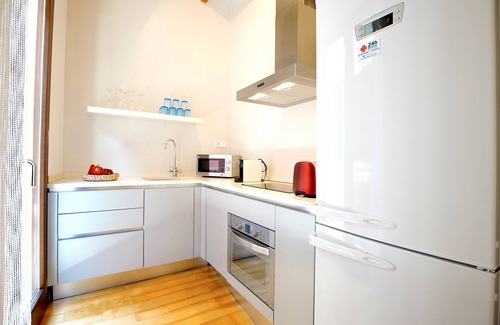 La Llotja-Born Apartment | Spacious Apartment in Palma Old Town, Fully Equipped, Wifi, AC, Central , Bright