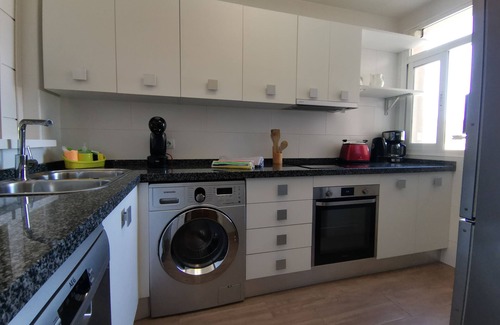 Torremolinos Apartment | Spacious apartment on the beach, FREE WIFI FIBER, wonderful views, Playamar