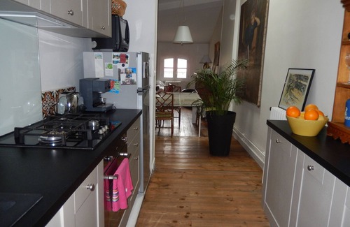 Hotel de Ville - Quinconces Apartment | Spacious apartment in an old mansion in the heart of the city
