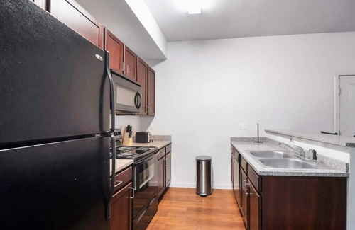 Greeley Apartment | Spacious Apartment Near UNC with Amenities