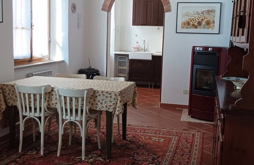 Simignano House | Spacious apartment strategically located for visiting Siena and province