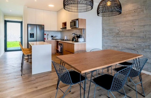 Pisco Apartment | Spacious apartment w/Terrace 5min from Kite Point, the Bay and National Reserve