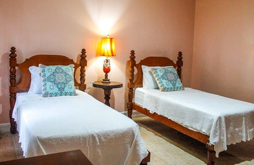 Malitbog Apartment | Spacious Apartment with Sea and Mountain Views