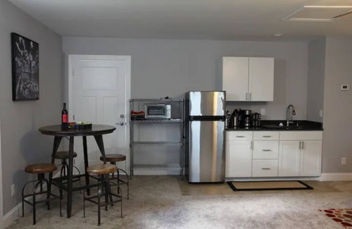 Woodfin Apartment | Spacious Asheville Studio - A Dream for Couples!