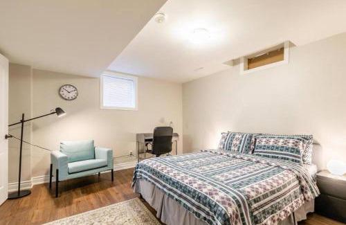 Central Erin Mills Apartment | Spacious basement