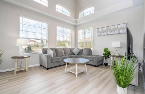 Windwood Bay House | Spacious & Clean Cozy Home Near Disney 448