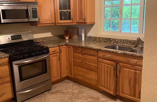 Long Island House | Spacious, Clean, Sunny, New constrution