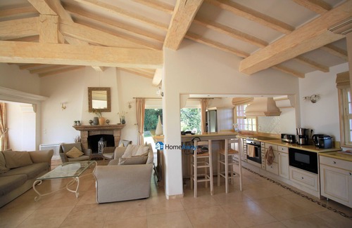 Sainte-Maxime Villa | Spacious, comfortable Villa - Private pool - BEACHES AND TOWN CENTER ON FOOT