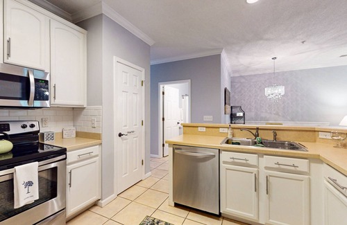 Murrells Inlet Condo | Spacious condo near Blackmoor Golf Course- Close to beach