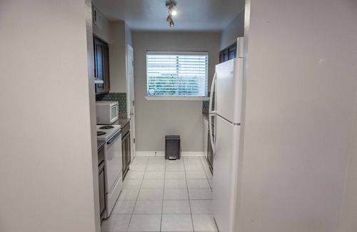 Gonzales Condo | Spacious & Cozy Getaway in Gonzales – Home Away From Home