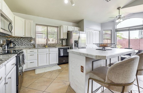 Tempe House | Spacious Family Home w/Yard Near Arizona Mills!