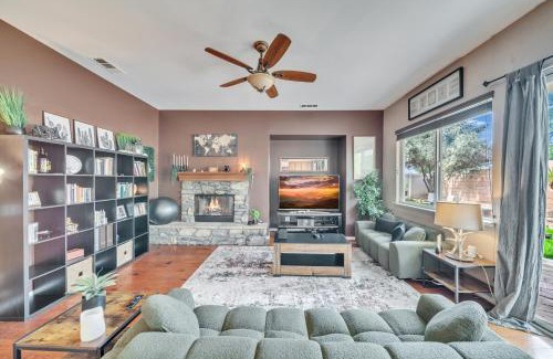 Yucaipa House | Spacious Golf Course Retreat - with Modern Kitchen