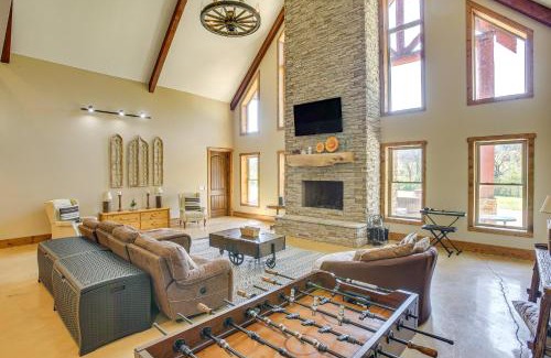 Celina House | Spacious Group Getaway Near Cumberland River!