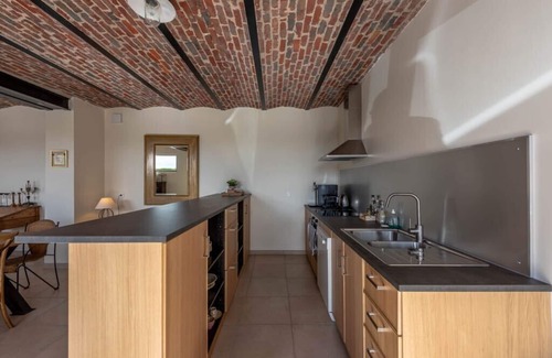 Haucourt House | Spacious guest house with closed courtyards and garden