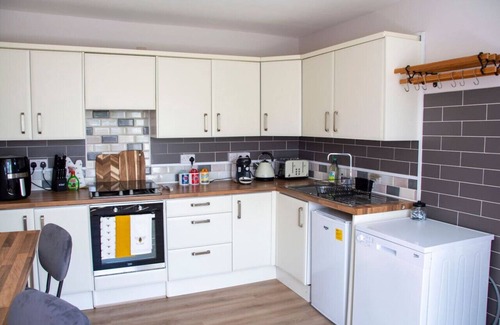 Worcester House | Spacious Heritage Home for Families & Groups