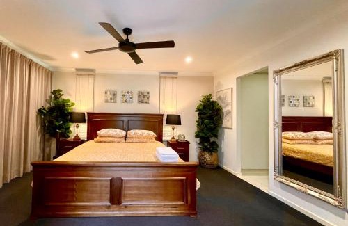 Brookfield House | Spacious Hideaway Retreat, Brookfield, Brisbane
