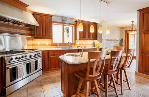 Kingston House | Spacious hilltop getaway on 10 acres -Gaming room, hot tub, close to all!