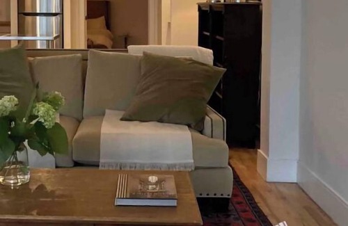 Downtown Halifax Apartment | Spacious historic downtown Halifax apartment