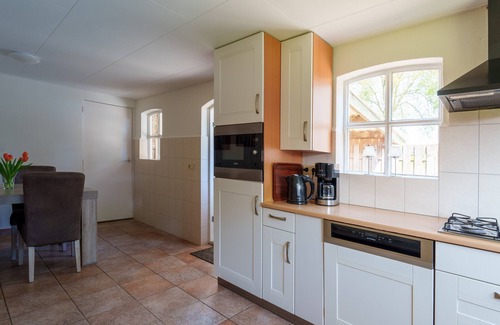 Knegsel House | Spacious holiday home in rural surroundings