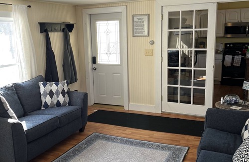Chocorua House | Spacious home located on Chocorua Dam in the White Mountains of New Hampshire
