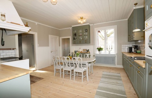 Norra Fagelas House | Spacious house in Hjo by Vättern with fantastic views | SE08044