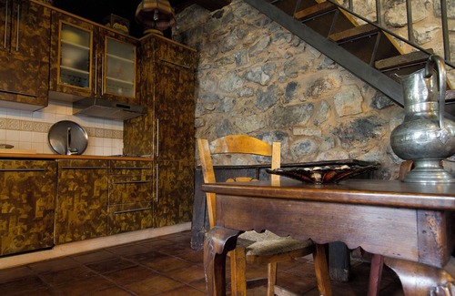 Munilla Cottage | Spacious house in the mountains in stone and wood, with garden, porch and barbecue.