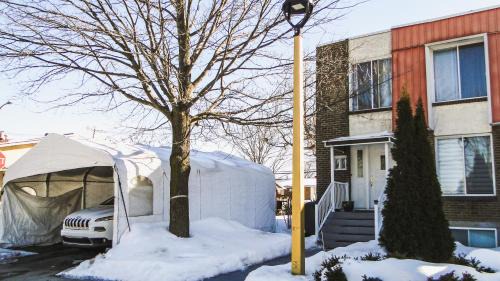 Pointe-aux-Trembles House | Spacious House near Downtown MTL