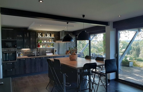 Urt House | Spacious House with Garden, Pool, and Panoramic View near Bayonne Beaches