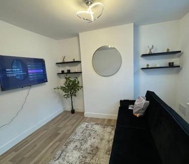 Sneinton House | Spacious, Luxury Townhouse 5min from city centre!