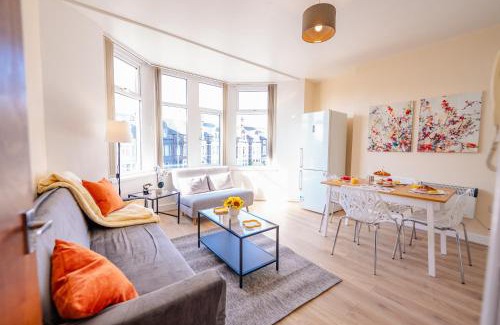 Adamsdown Apartment | Spacious Modern & High Ceiling One Bedroom Apartment